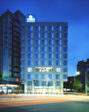 Отель Ambience Hotel Taipei  Тайбэй